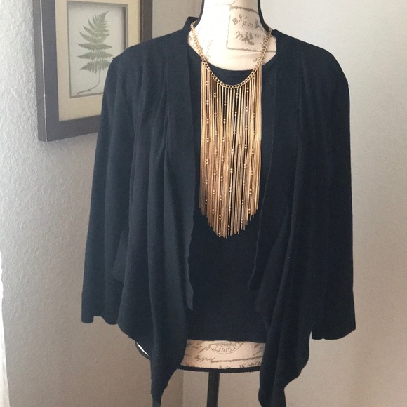 Necklace - Picture 2 of 10